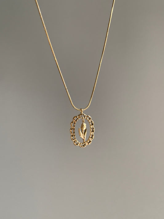 Oval Tulip Pendant Necklace