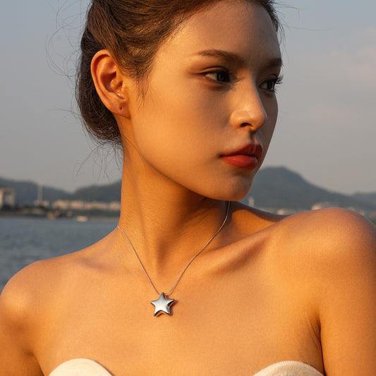 Chunky Star Necklace