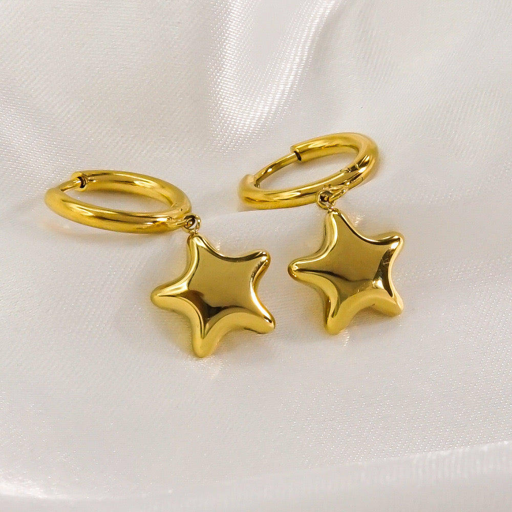 Puffy Star Pendant Necklace and Earrings Set