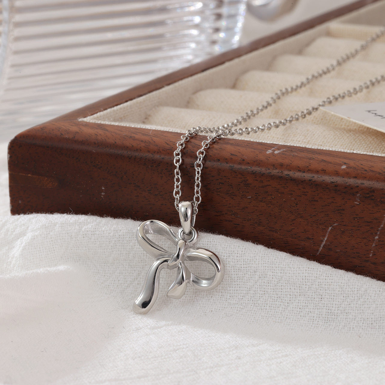 Cute Bow Pendant Necklace